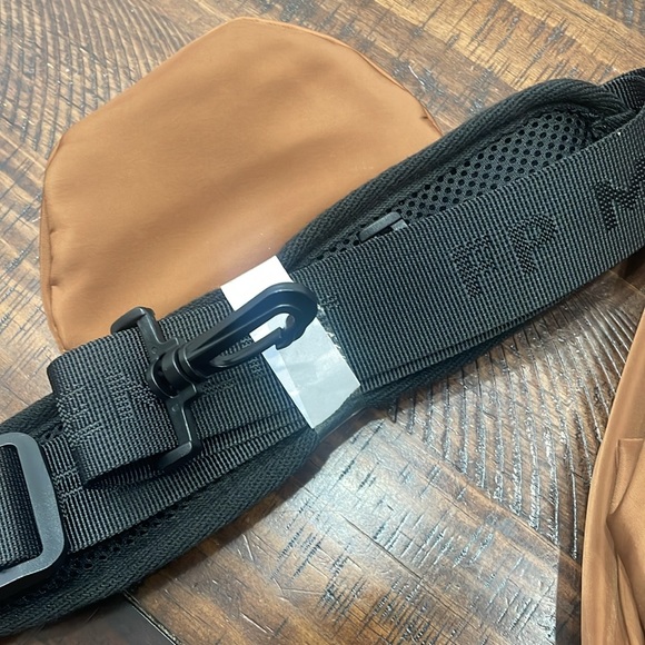 FREE PEOPLE Move It Messenger Bag - Picture 9 of 15